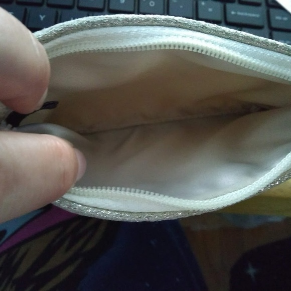 COACH Poppy Small Wristlet - Picture 4 of 4